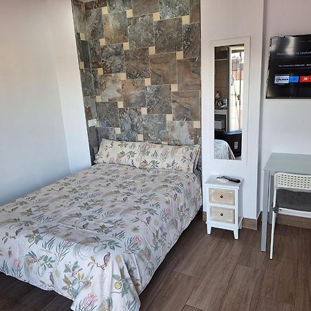 Tourismcasa Διαμέρισμα Dos Hermanas Εξωτερικό φωτογραφία